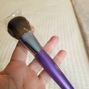 Younique Beachfront Large brush